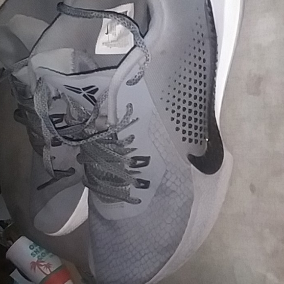 Nike Mambas (Kobe) size 10 grey